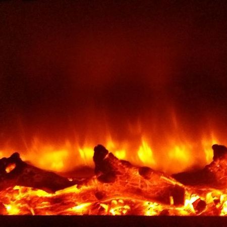 Apartment With Fireplace Lviv Dış mekan fotoğraf